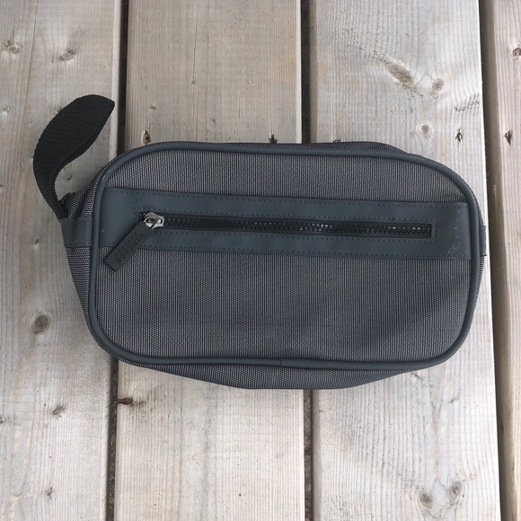 Versace Parfums Grey Travel Toiletry Bag - Picture 3 of 8